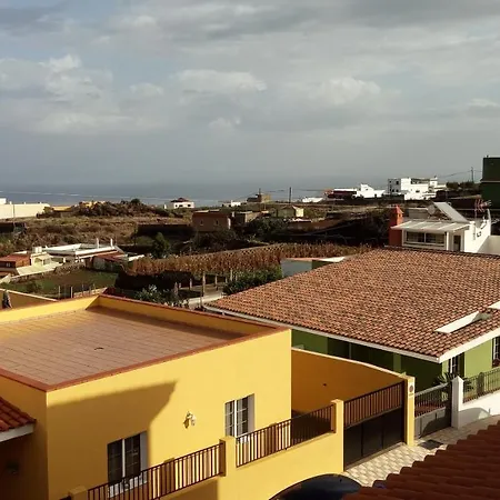 Holiday Home Calle Los Menceyes